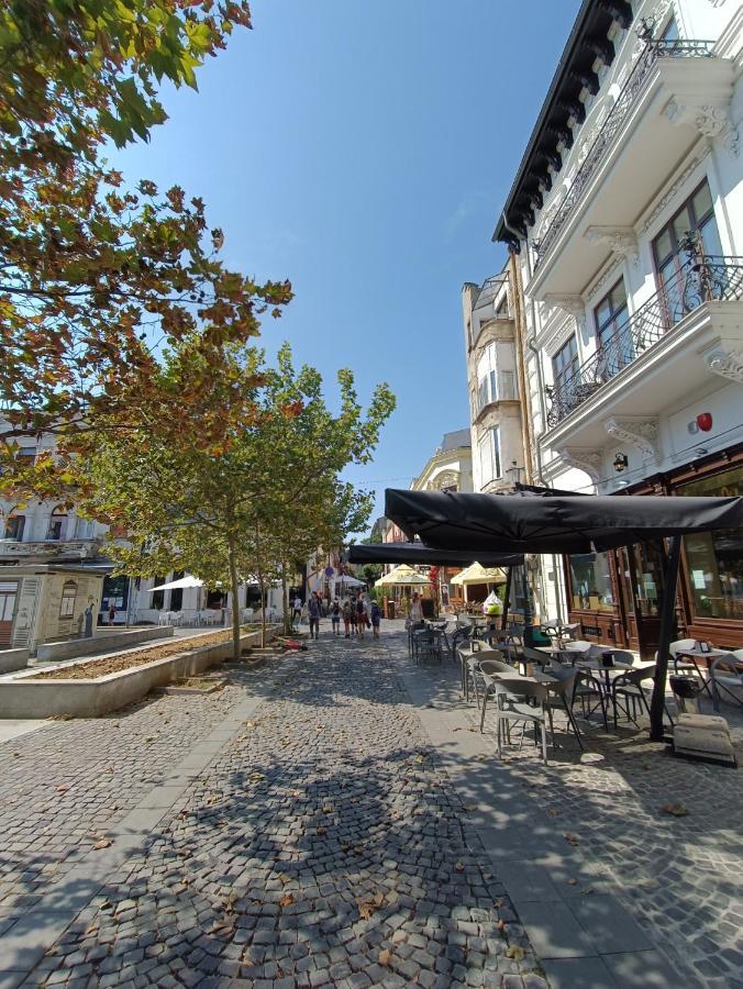 Old Town Within Daire Bükreş Dış mekan fotoğraf